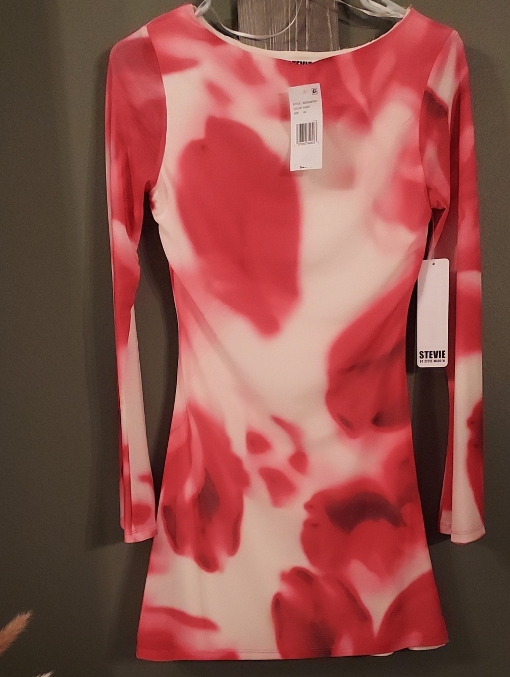 Stevies By Steve Madden Red & White Long Sleeve Tie-Dye Bodycon Dress